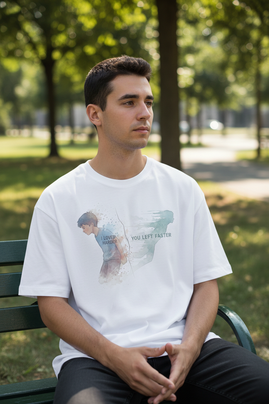 Man wearing oversized t-shirt